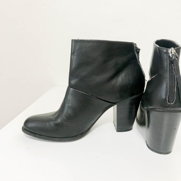 Sade Black Heeled Booties From Just Fab - Picture 11 of 15